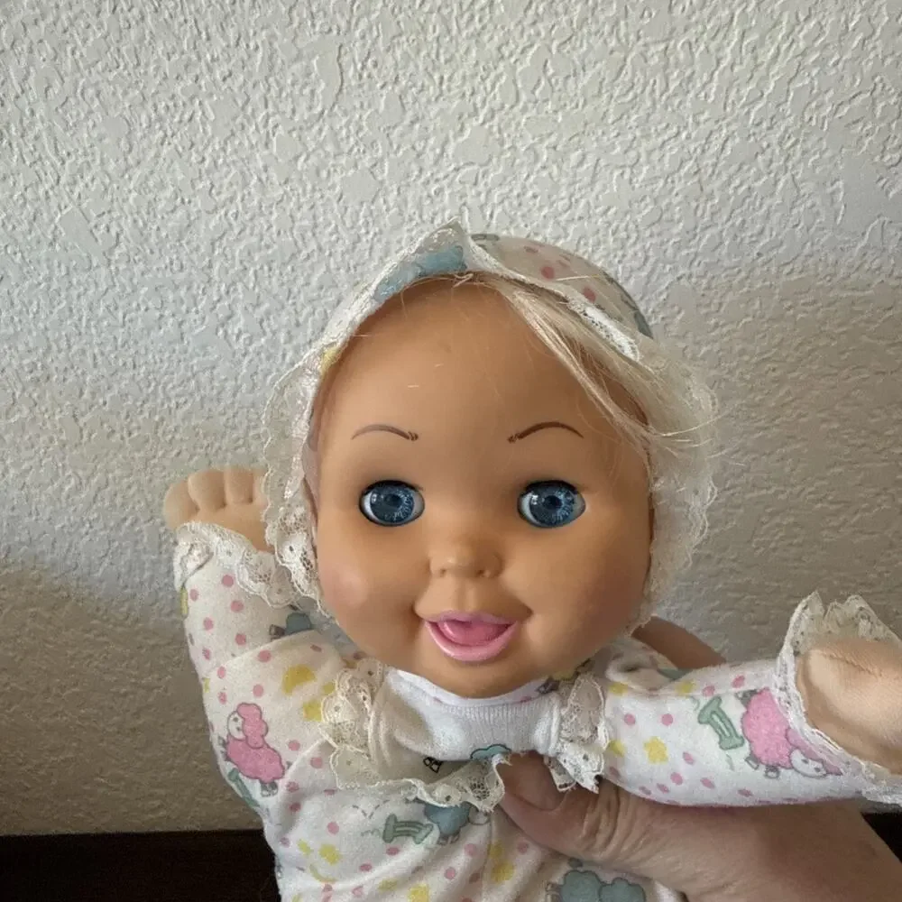 Rare Vtg 1992 Galoob Baby Soft Body Plush Doll Sleepy Eyes Puppet